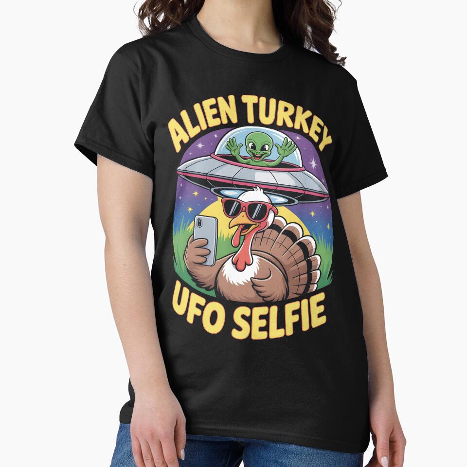 Alien Turkey UFO Selfie Funny Christmas Gift Idea by SkymarArt